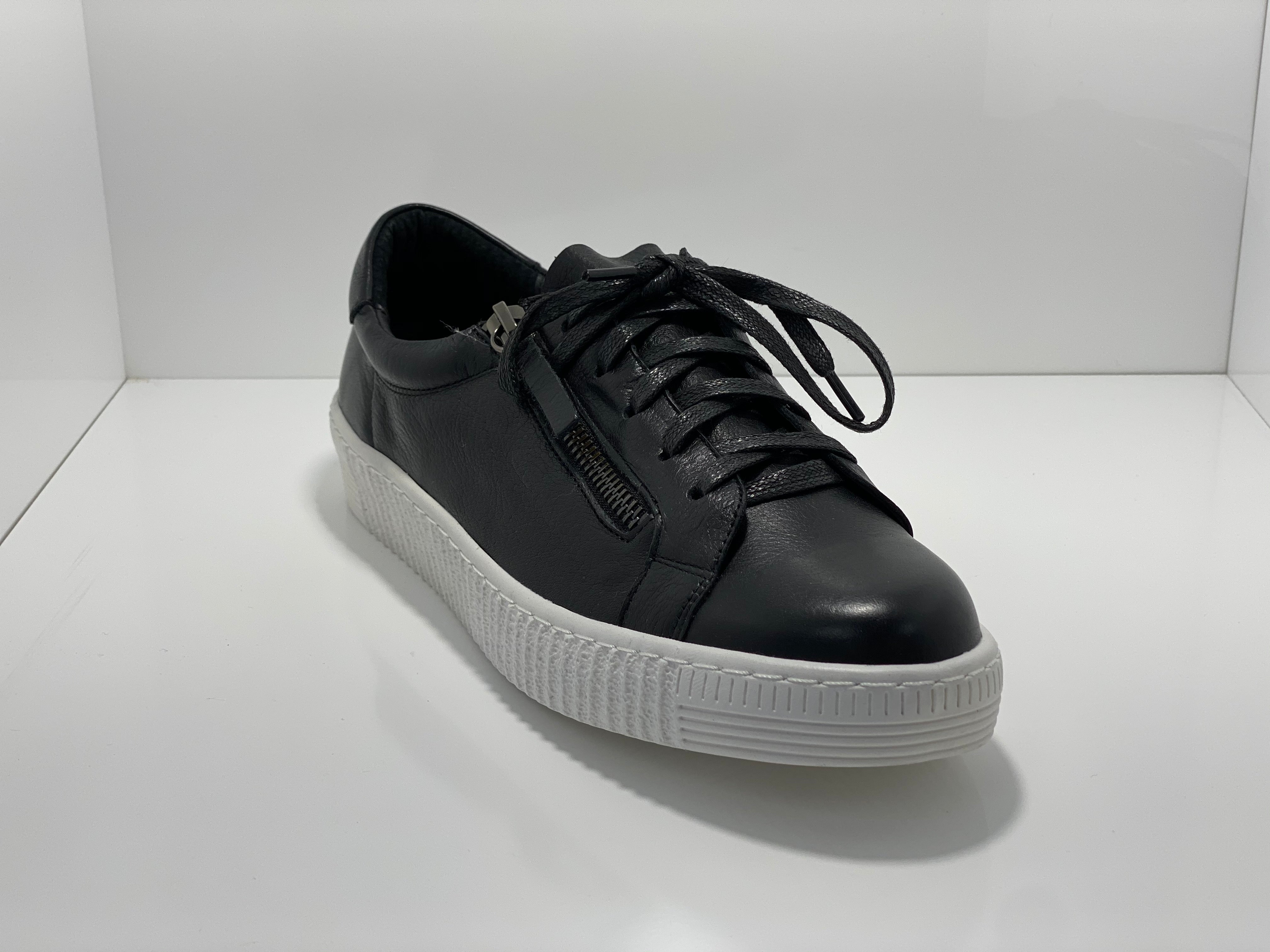 Tomi Lace & Zip Sneakers