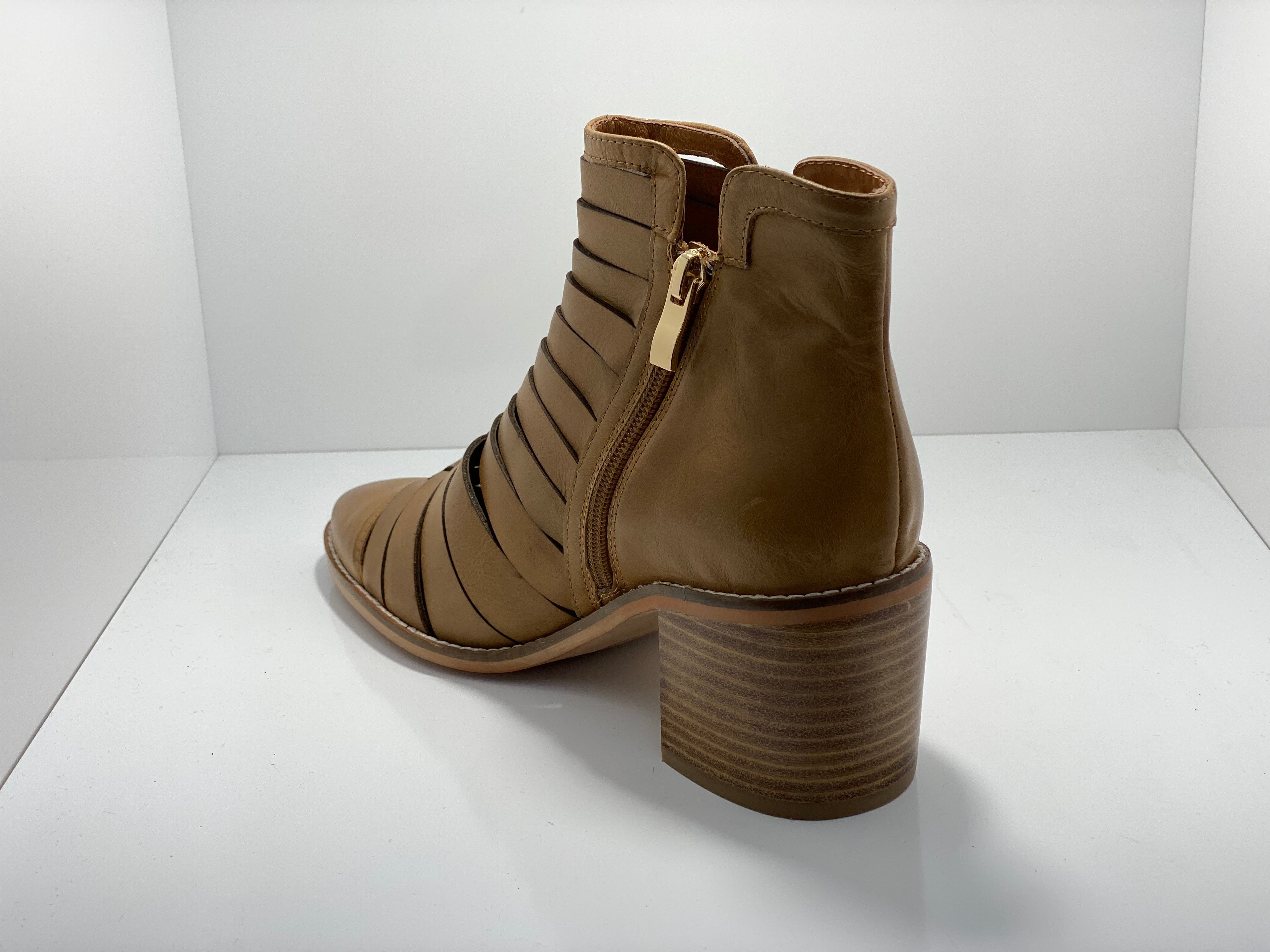Rufus Leather Boot Isabella