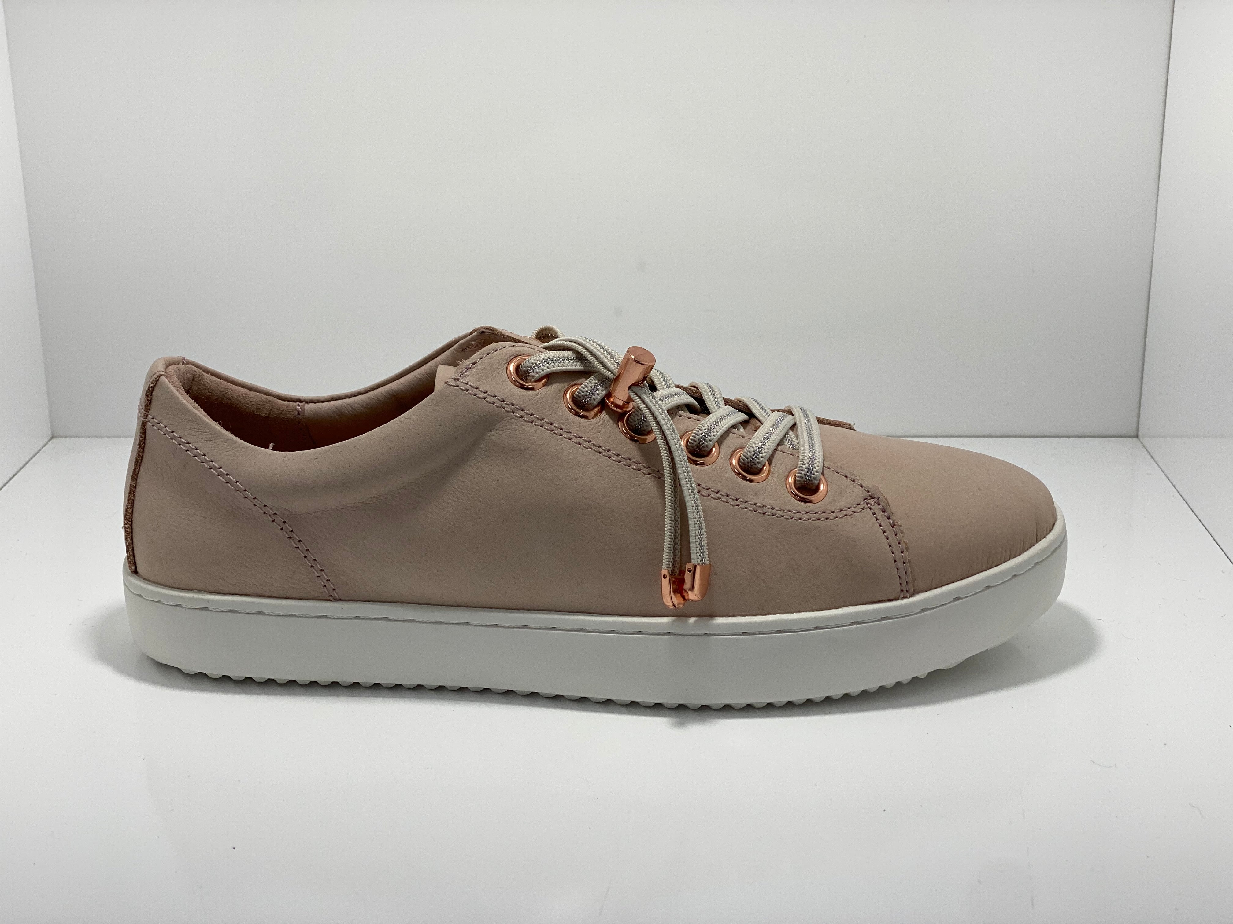 Voss Leather Sneaker
