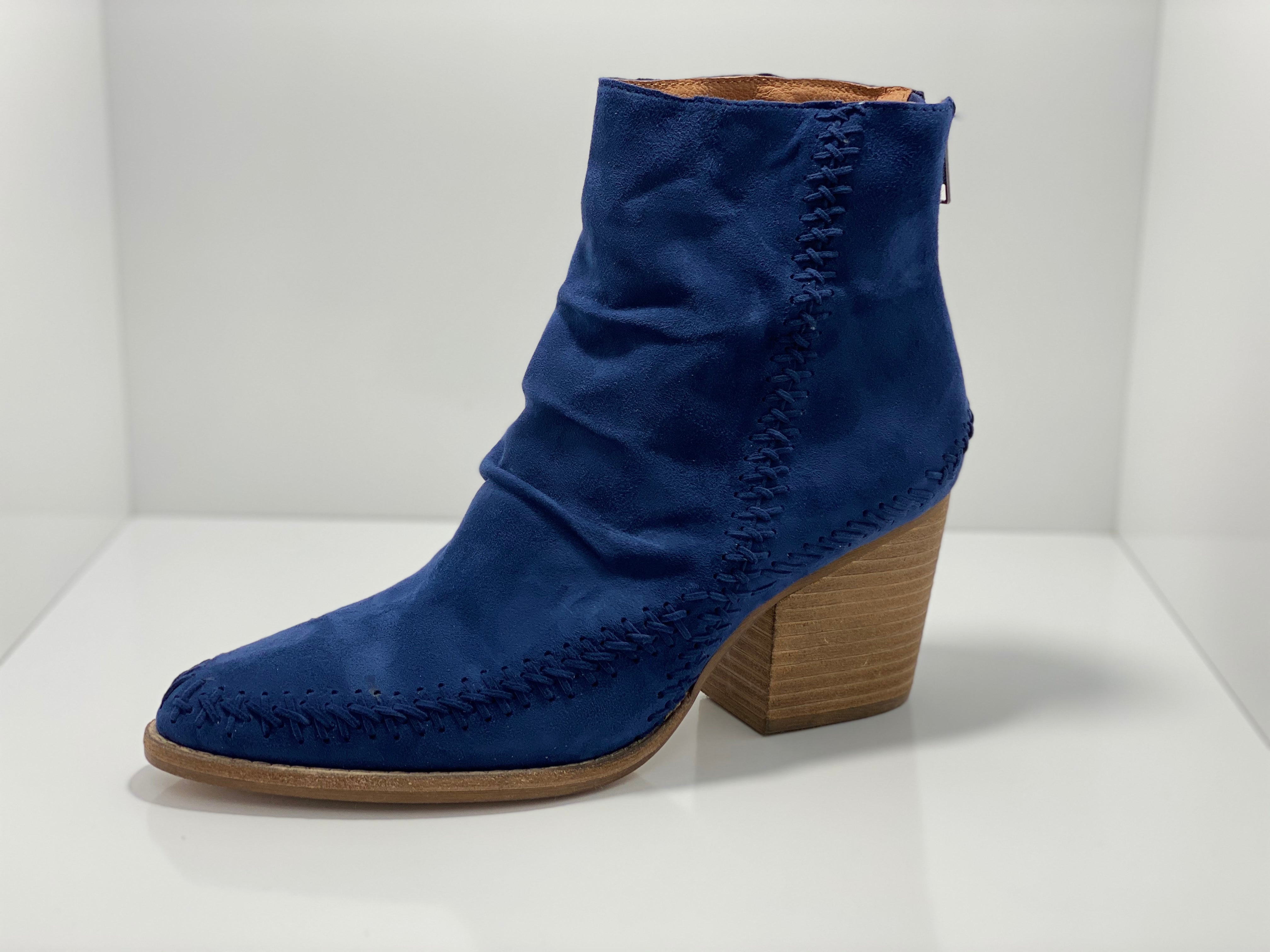 Kicking Ankle Boot - Back Zip
