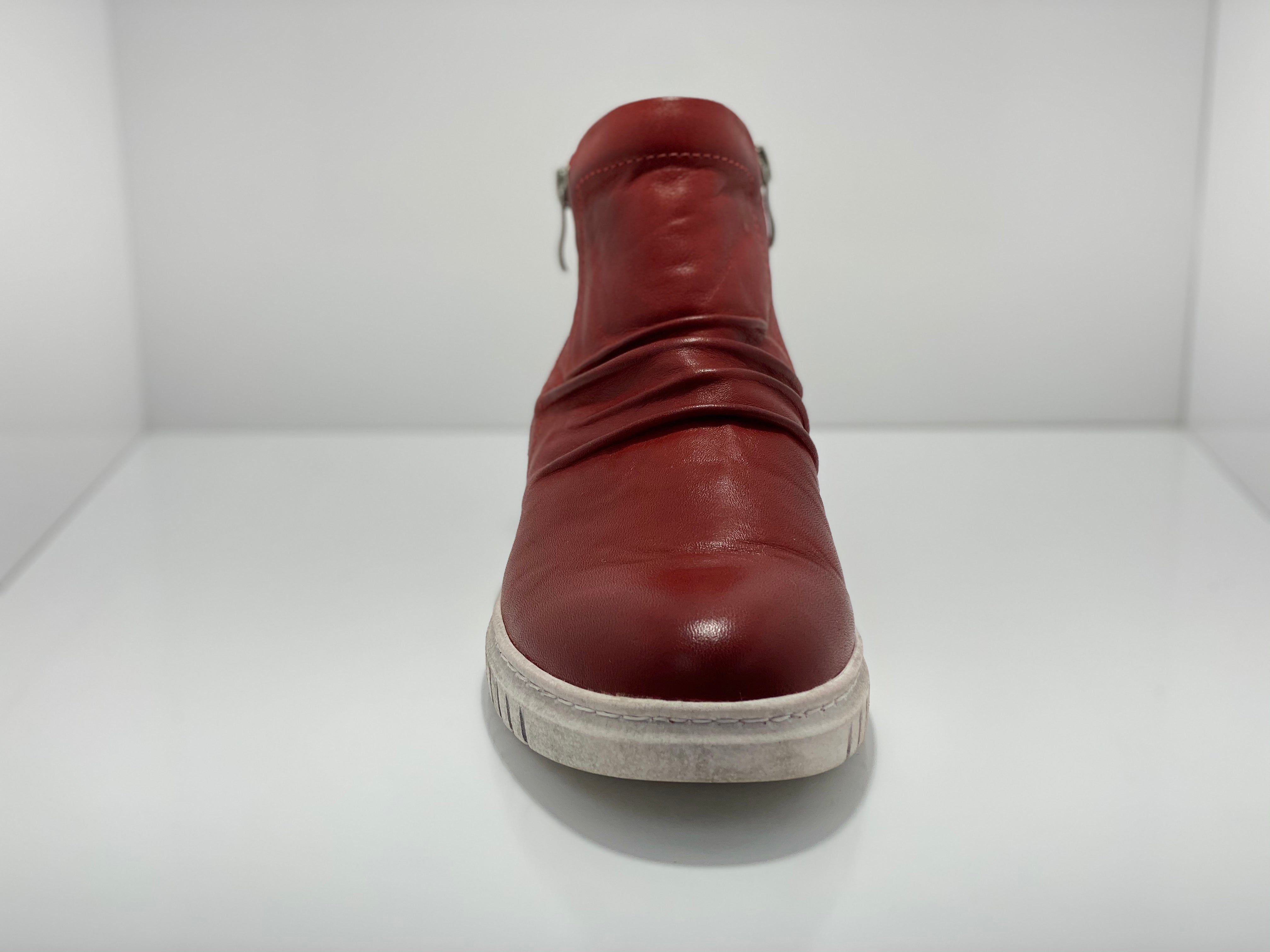 Clasp Boot - Zip - Short
