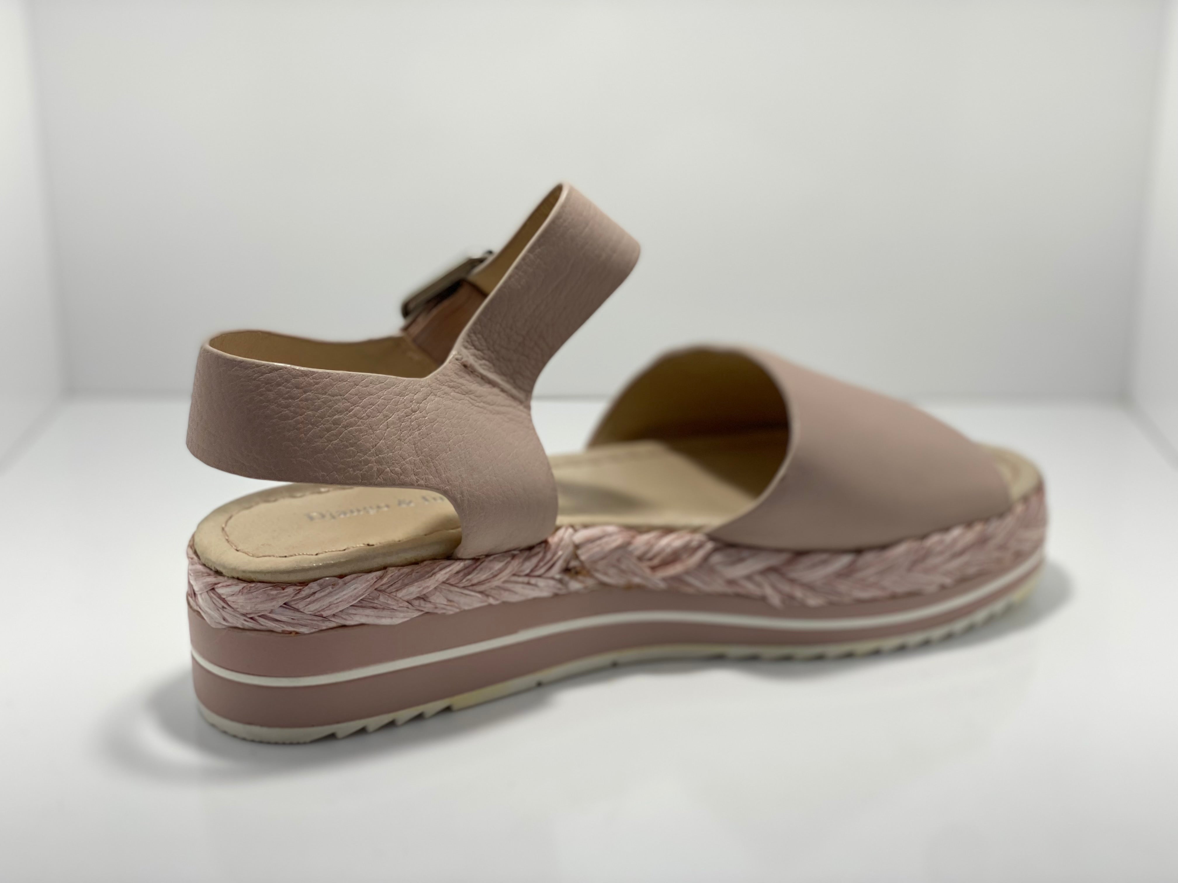 Amil Leather Sandal