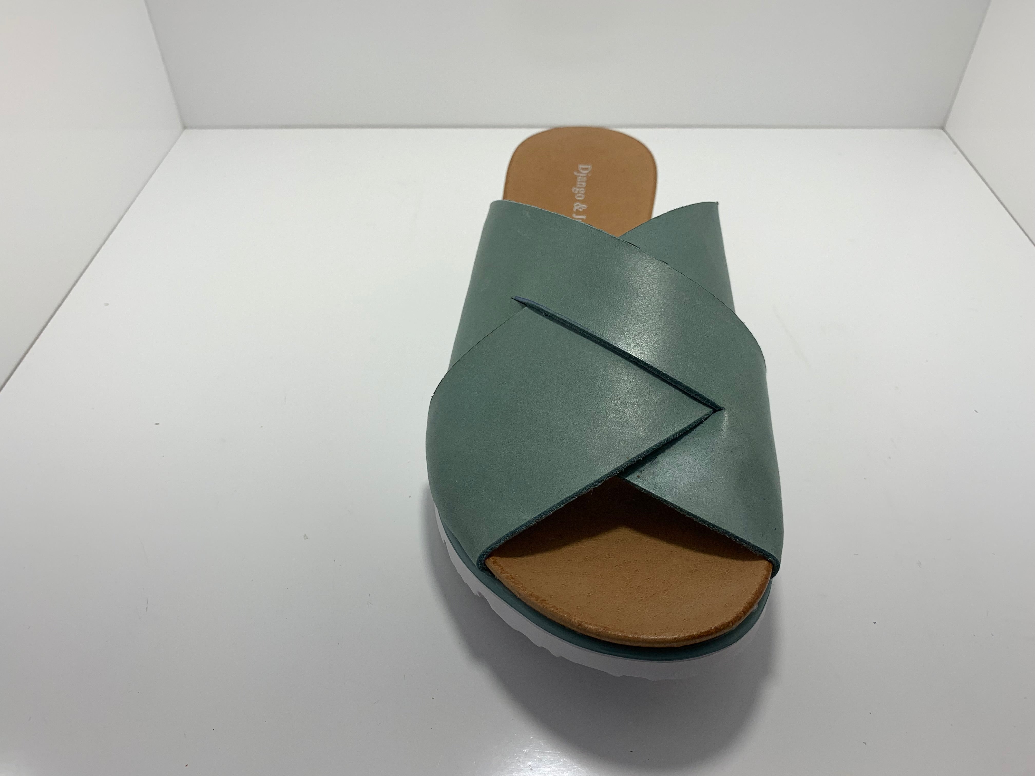 Lilat Leather Slide D & J