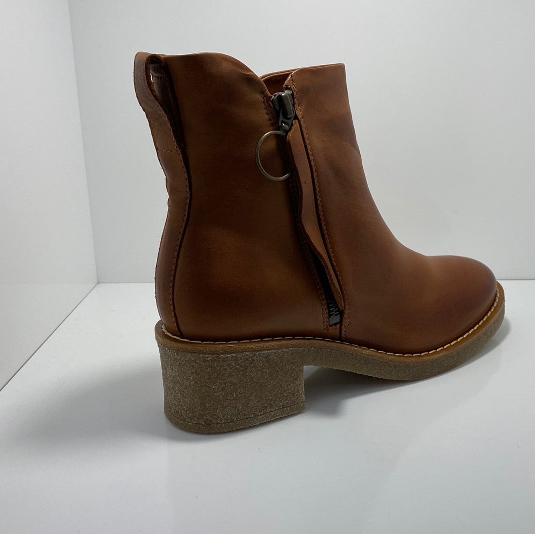 Corbeau Leather Boot with Outside Zip EOS