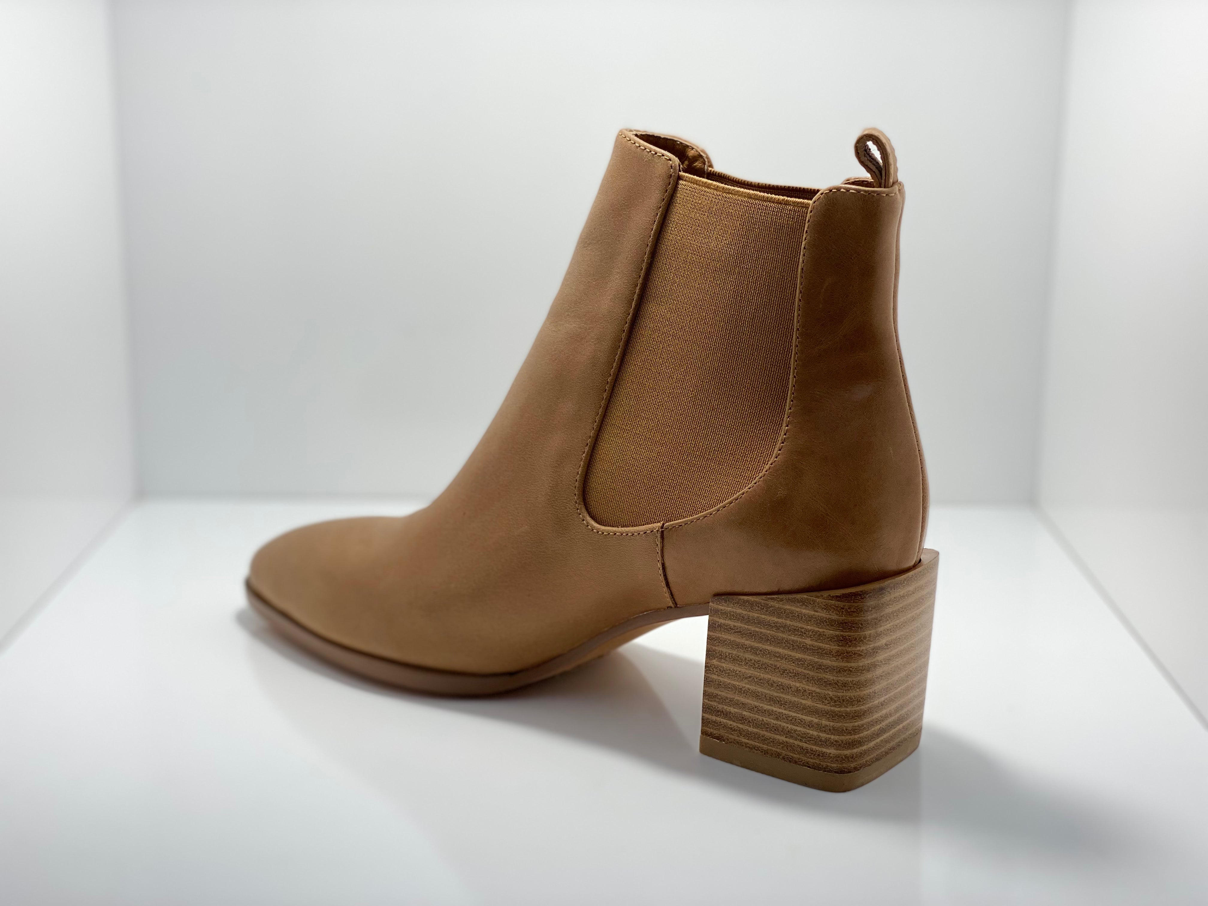 Miley Leather Twin Gusset Boot Isabella