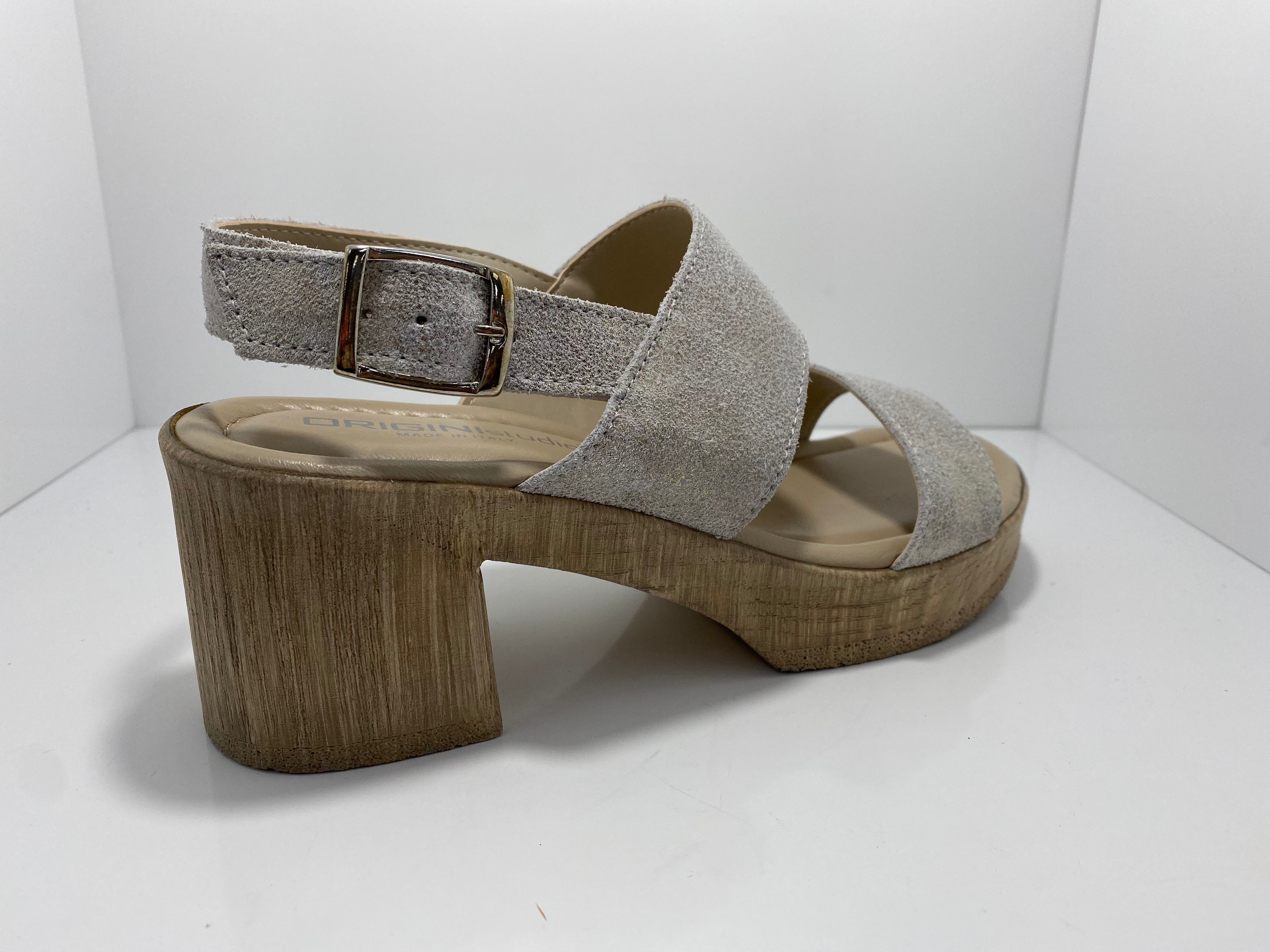 Chiaro Wooden Heel