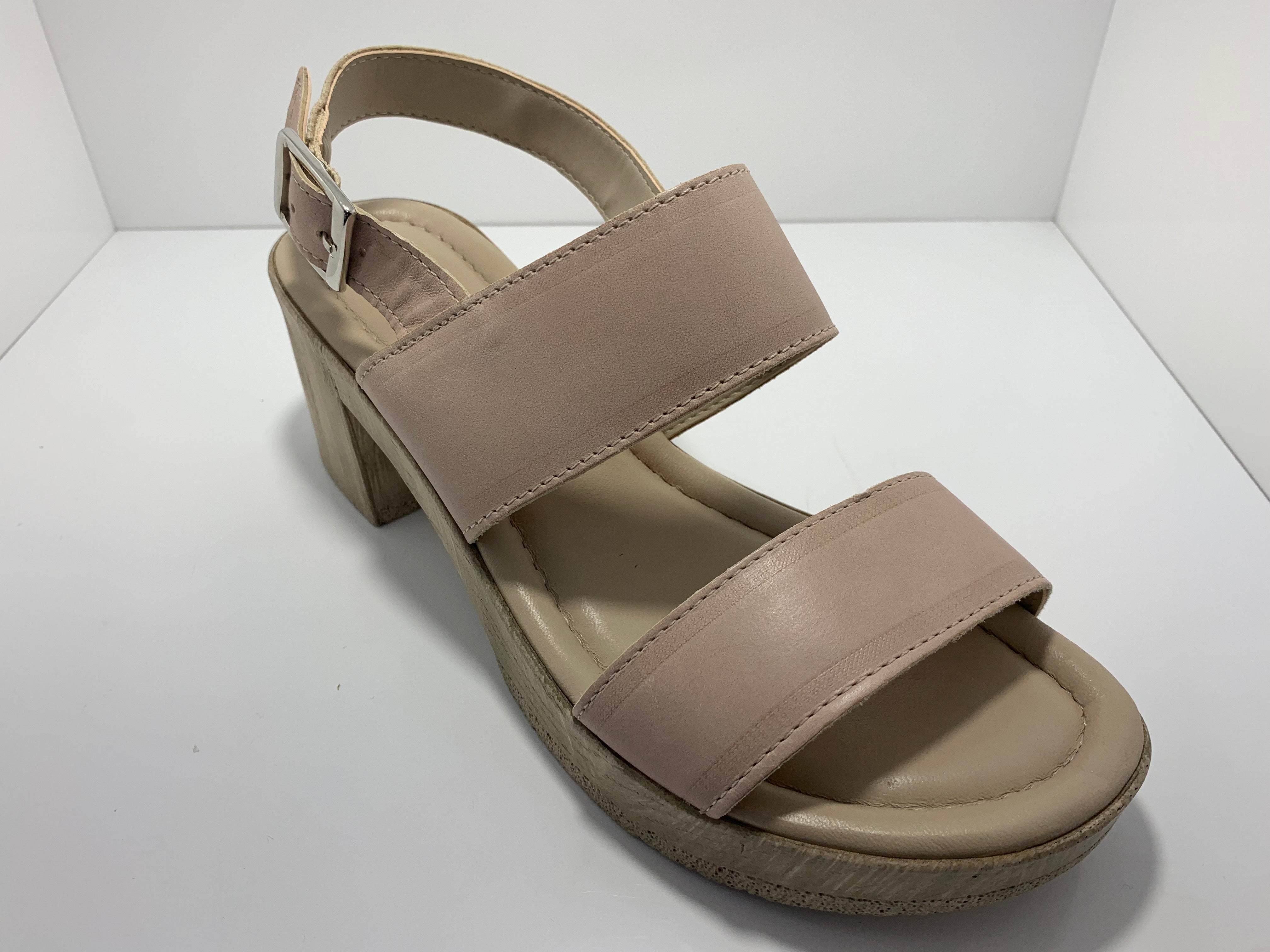 Chiaro Wooden Heel