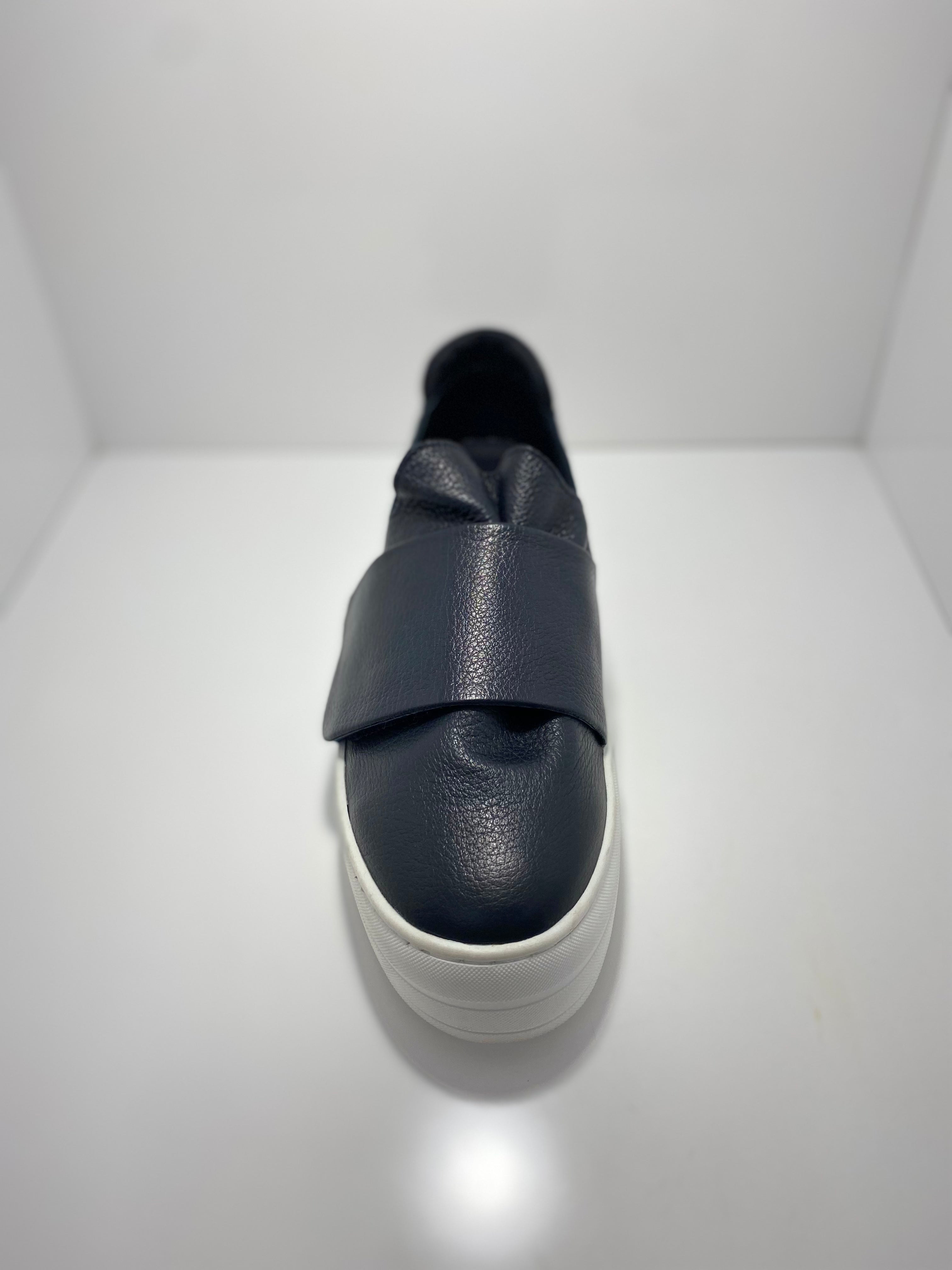 Sendi Leather Sneaker D & J
