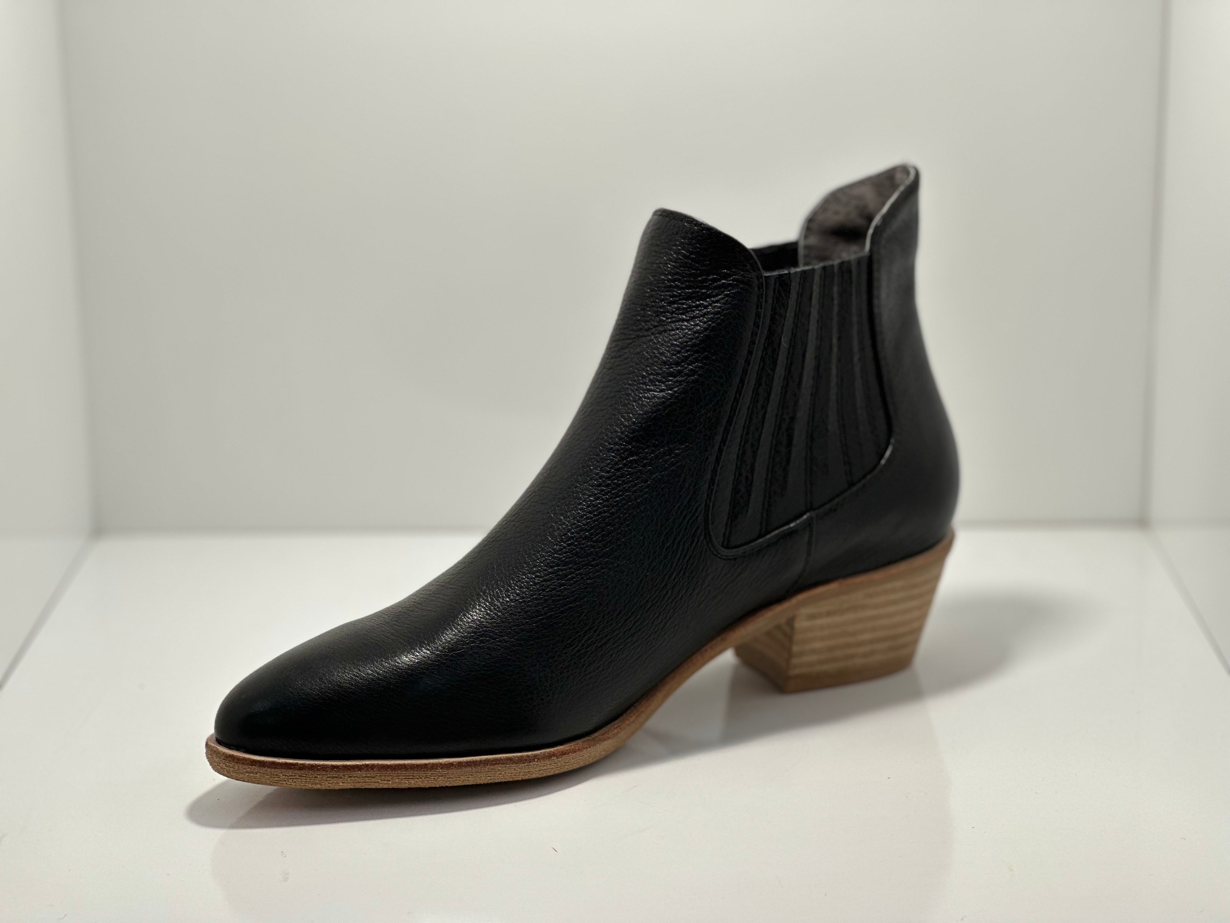 Boston Leather Slip on Boot Natural Heel Isabella