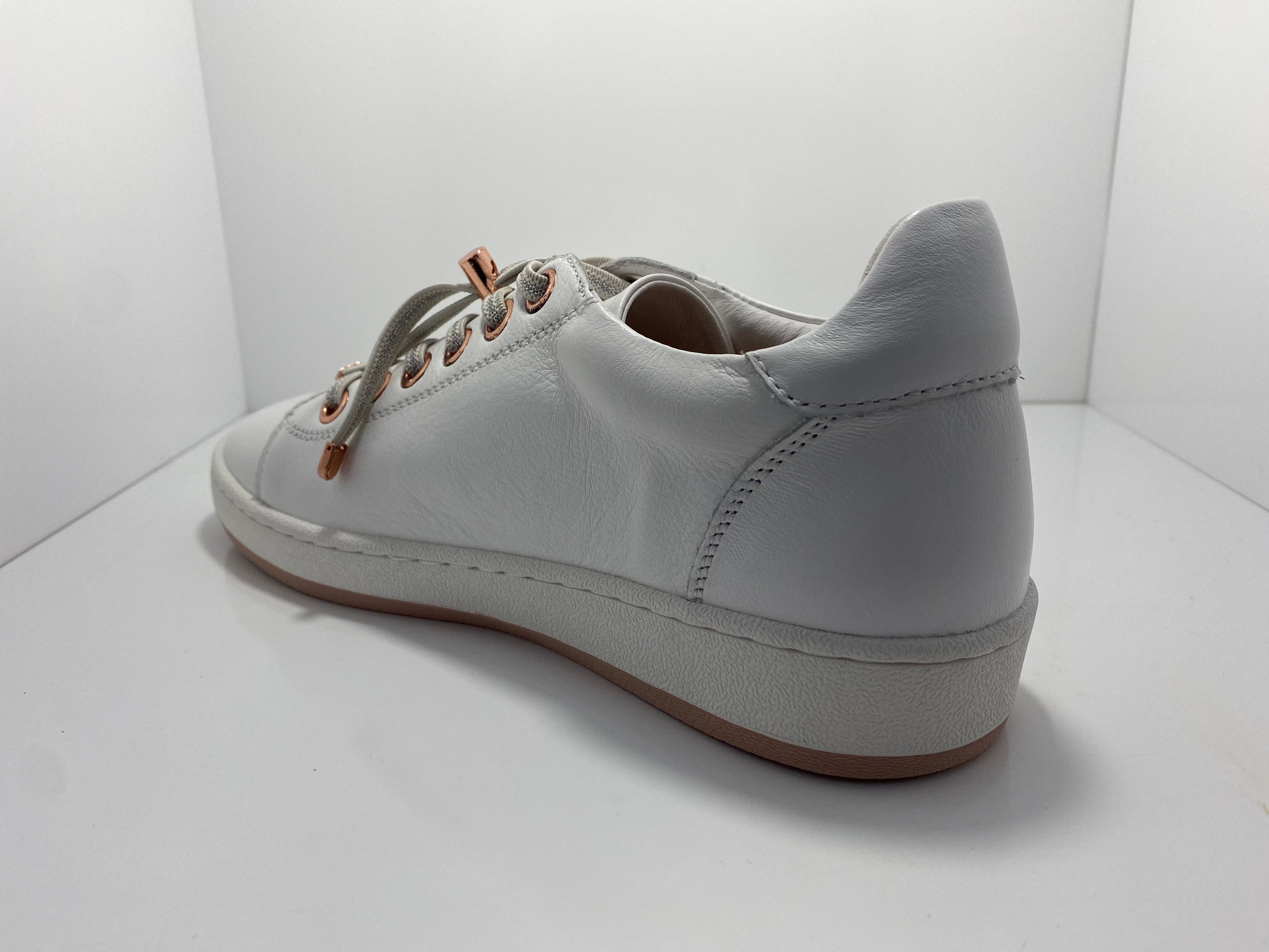 Aero Leather Sneaker