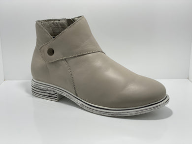 Lottie Ankle Boot - Dome