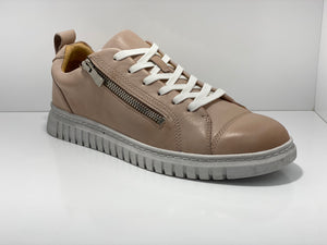 Clarence Casual - Zip & Lace