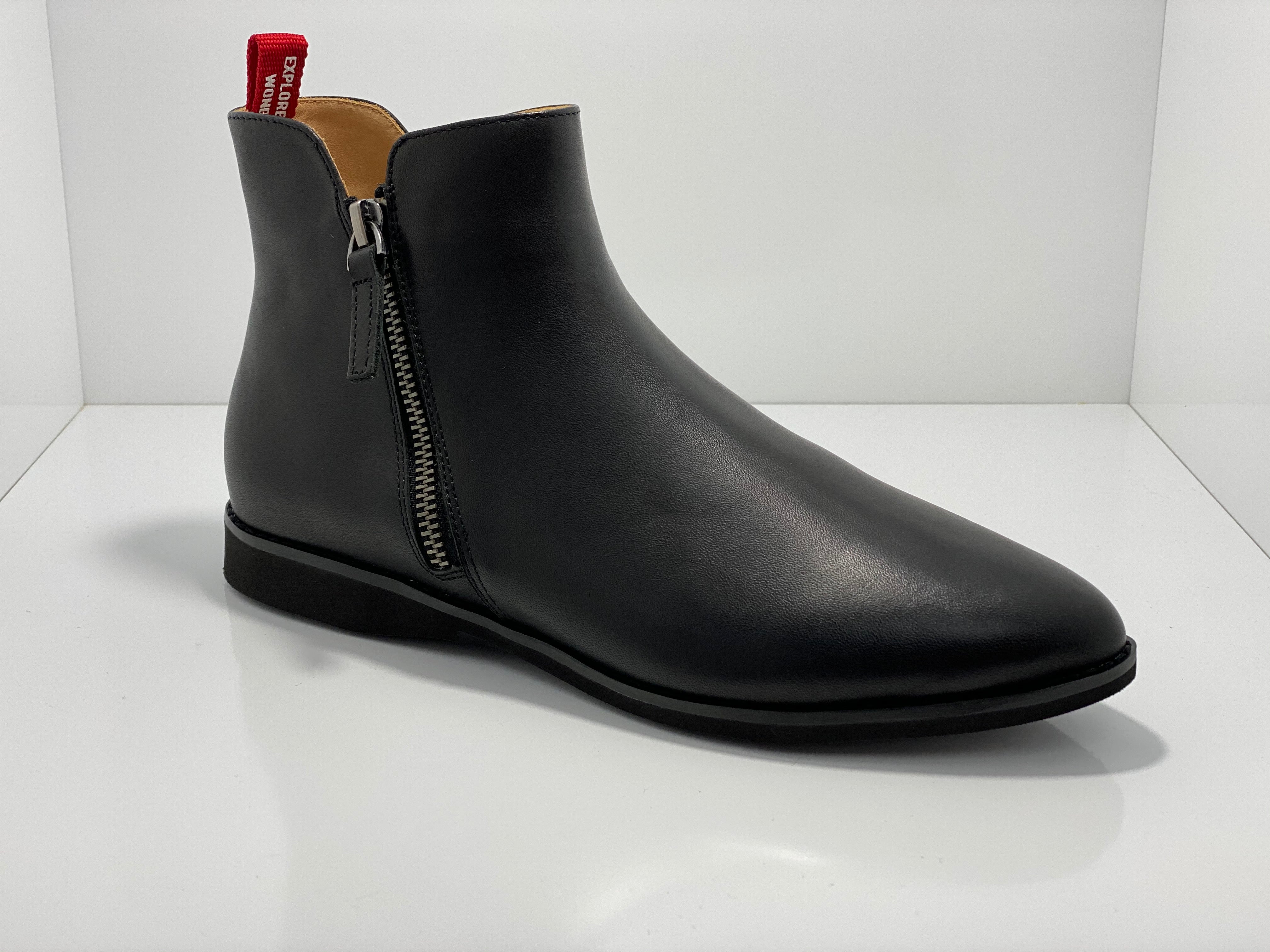 Madison Black Side Zip Boot