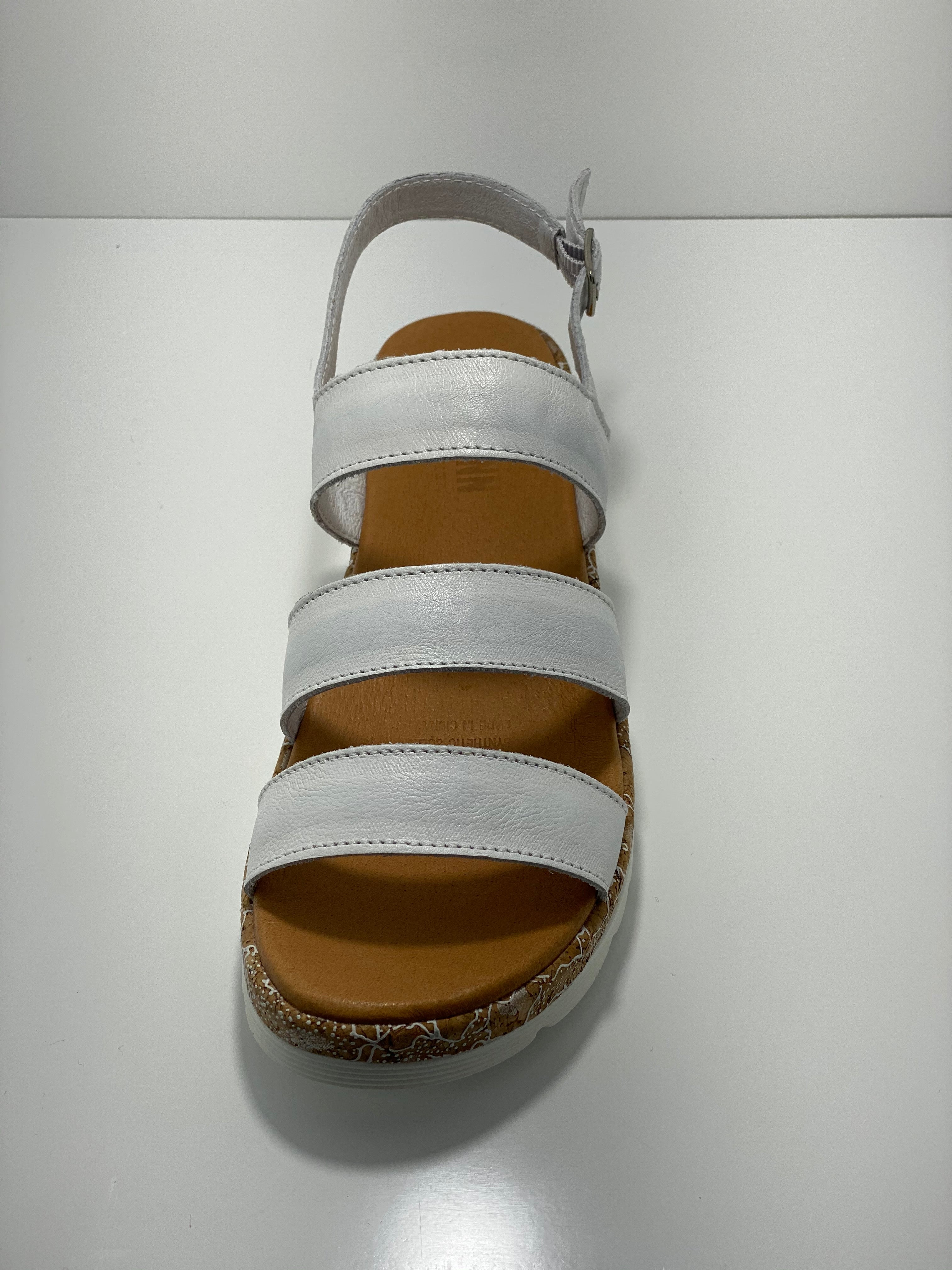 Fizzer Sandle with Buckle