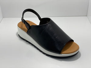 Zeek Sandal