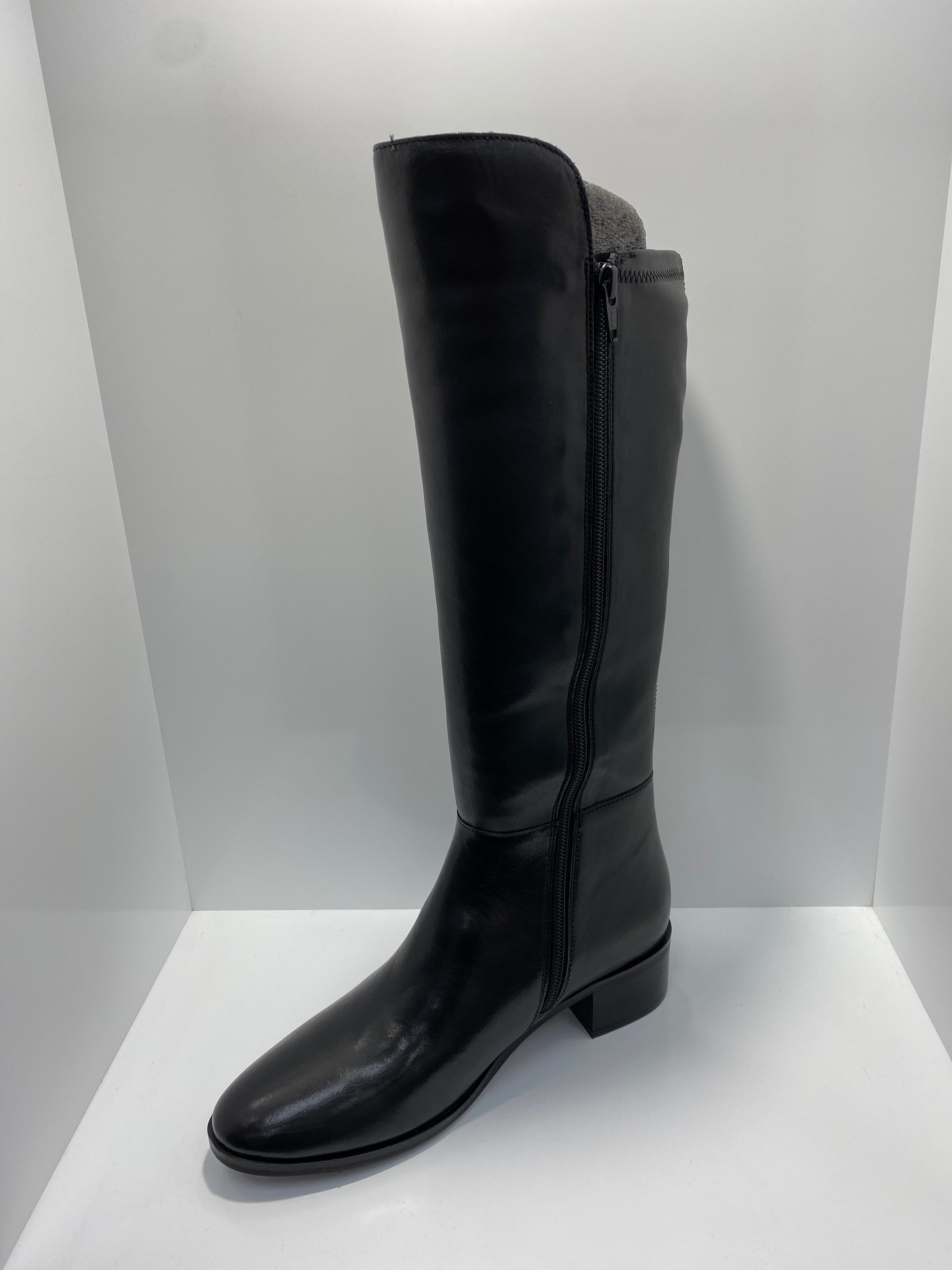 Le Sansa Tresgo Long Leather Boot