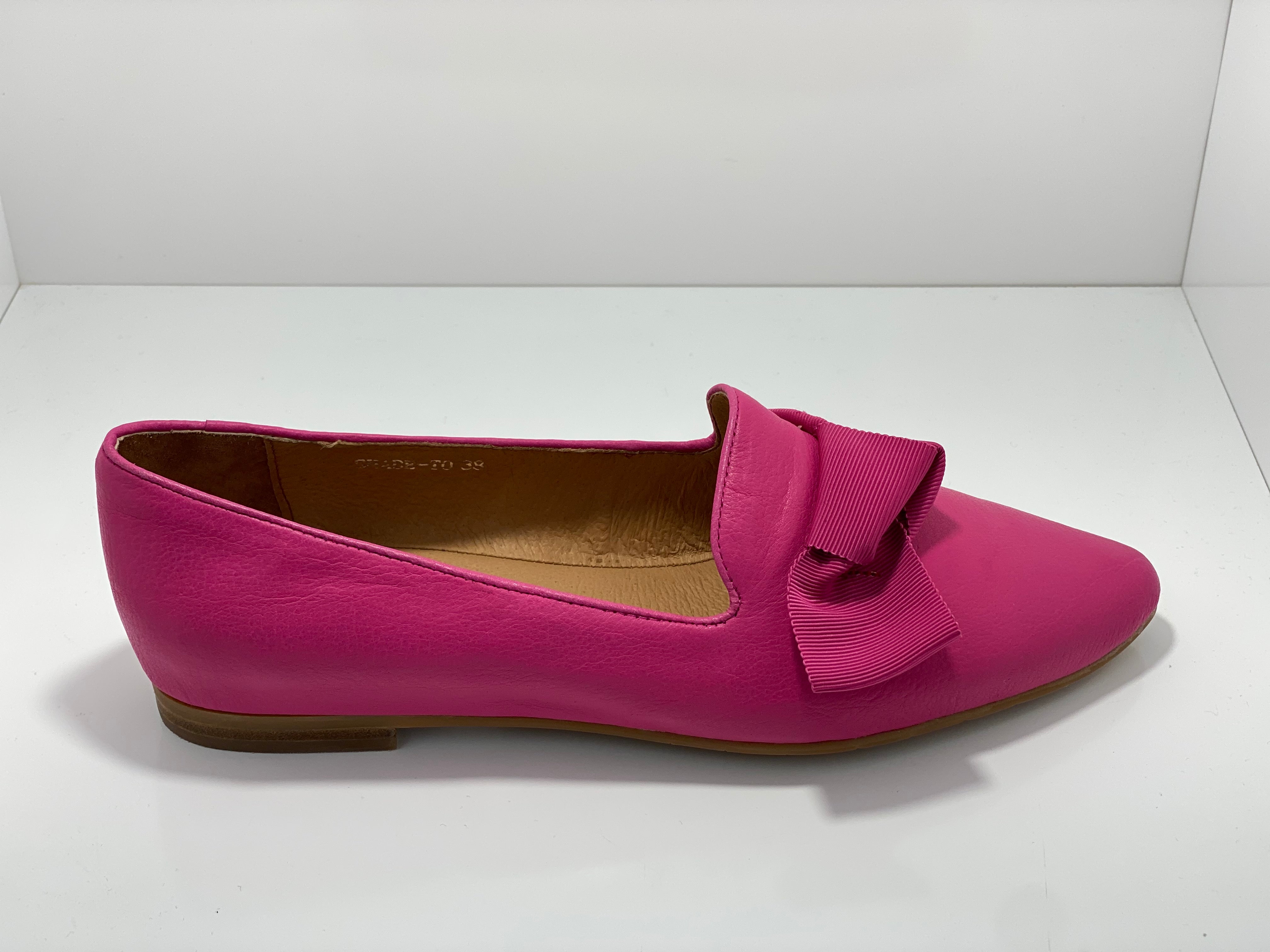 Shade Slip On Leather Shoe with Bow