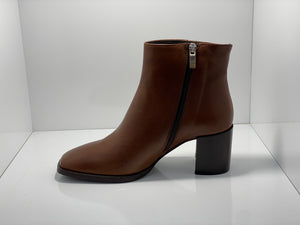Nadia Leather Boot with Side Zip
