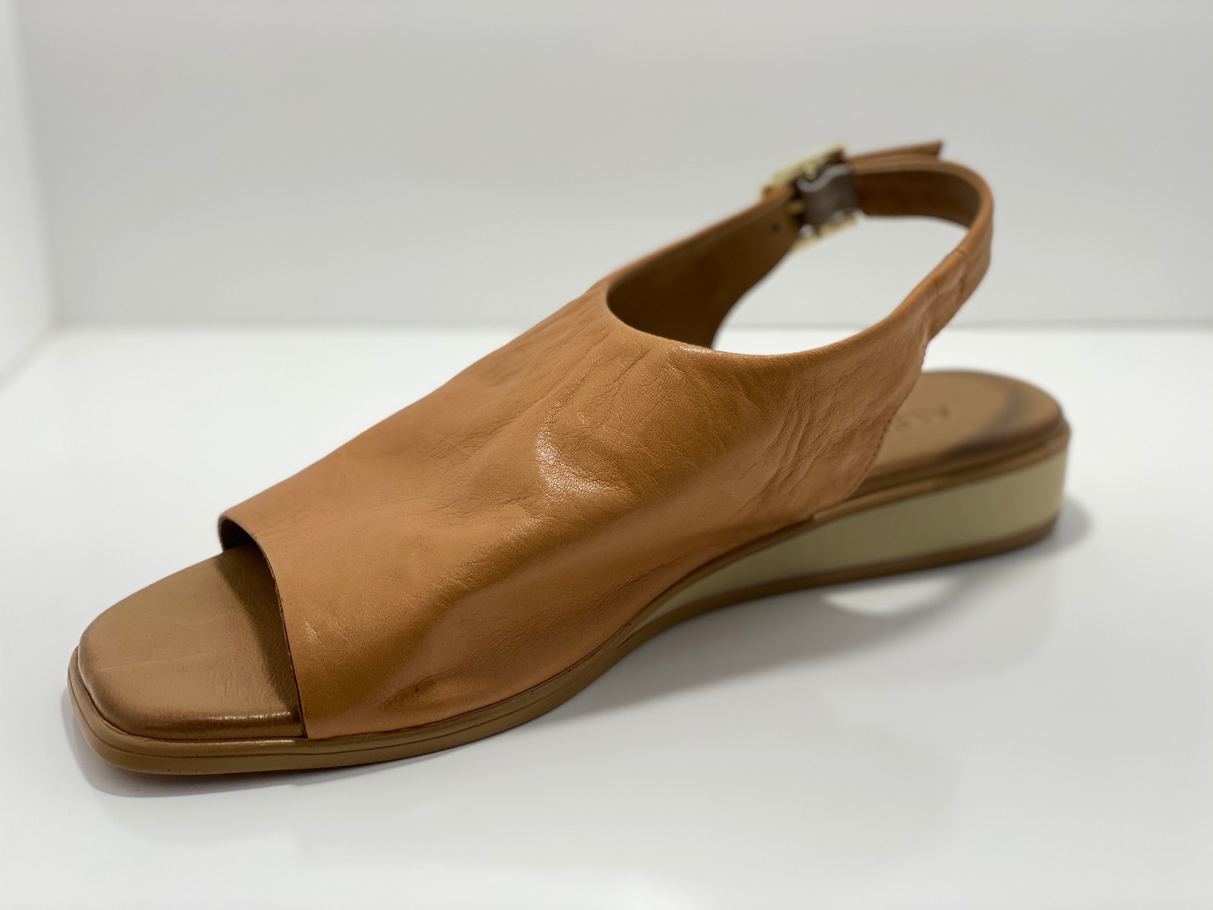 Synonym Slingback with buckle
