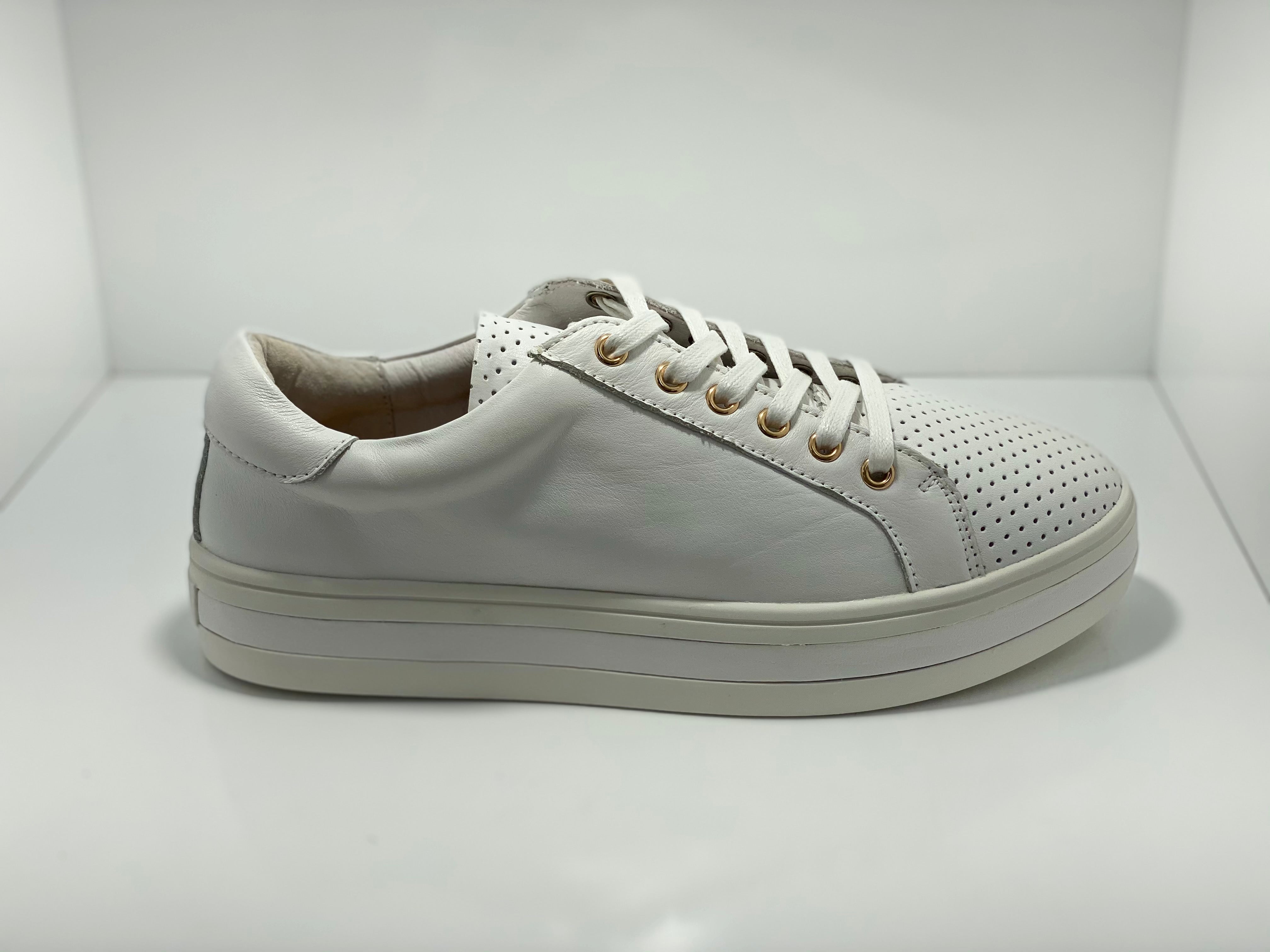 Paradise Leather Sneaker A & E