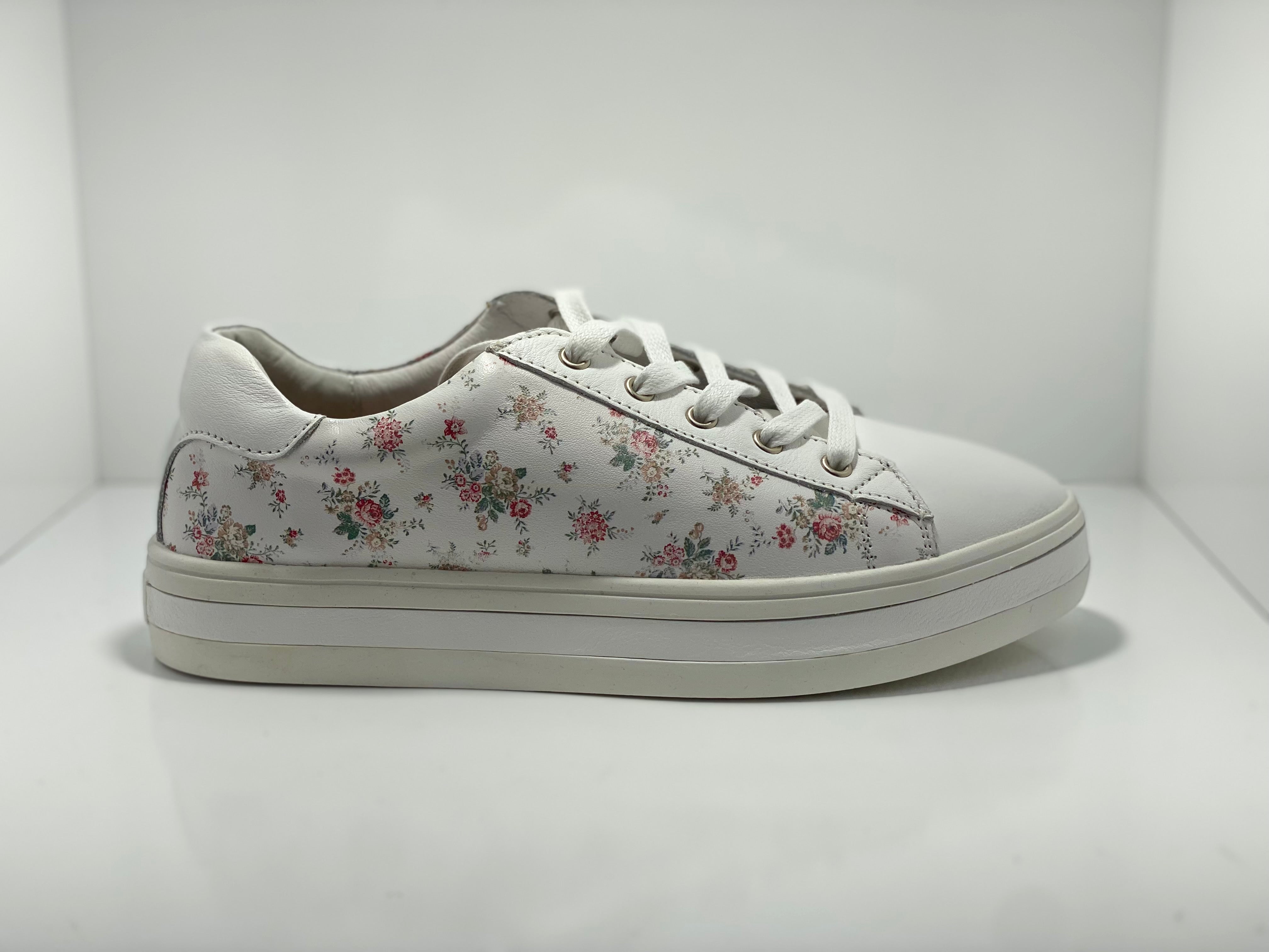 Pine Flower Leather Sneaker Alfie & Evie