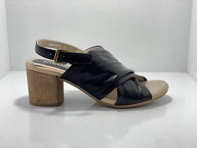 Envelope Sandal with Natural Heel Stegmann