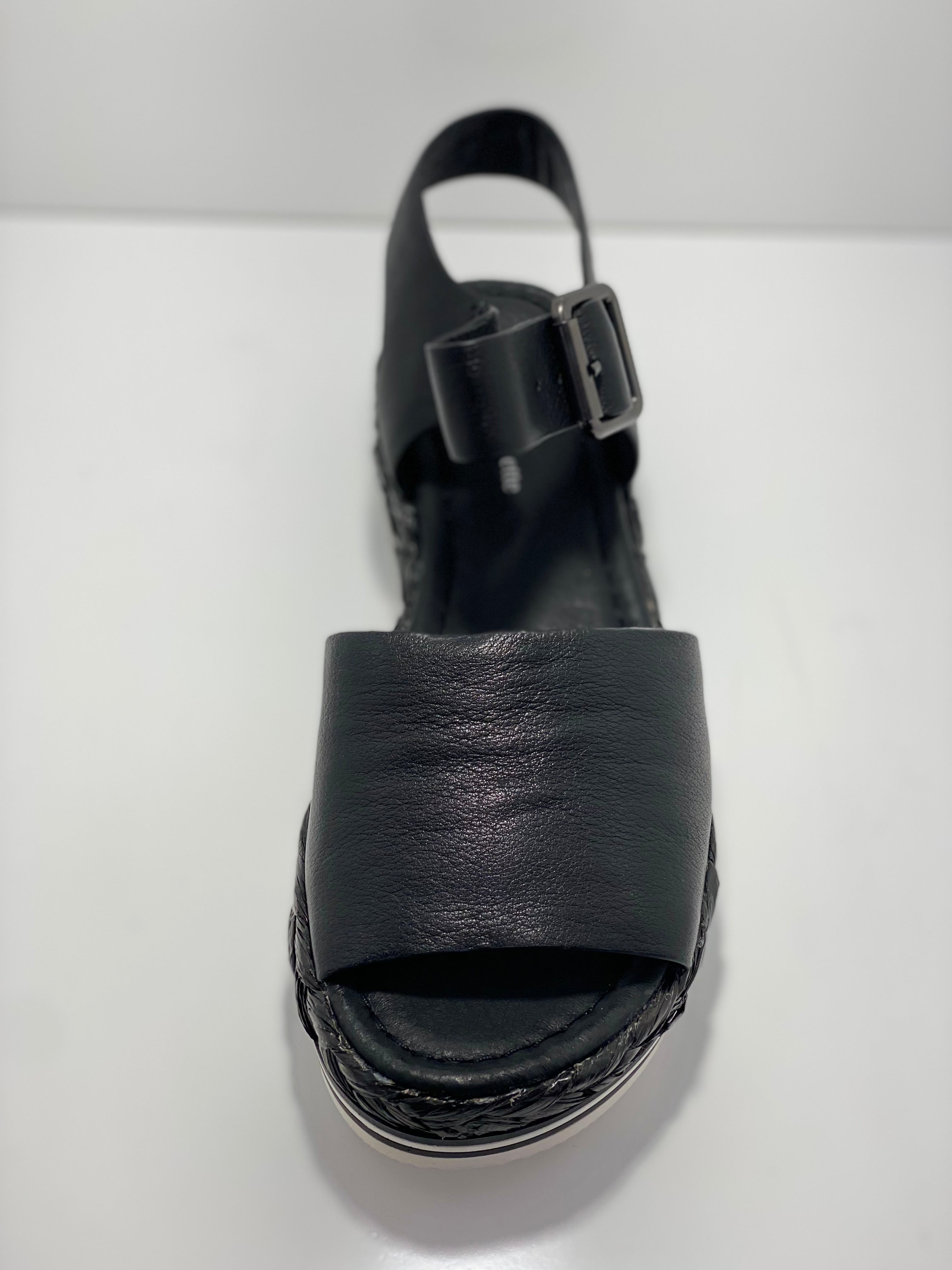 Amil Leather Sandal