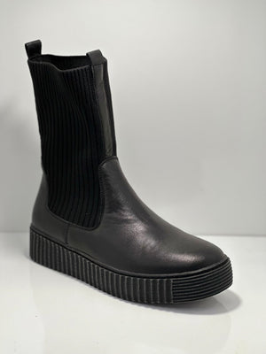 Dine Pull on Gusset Boot A & E