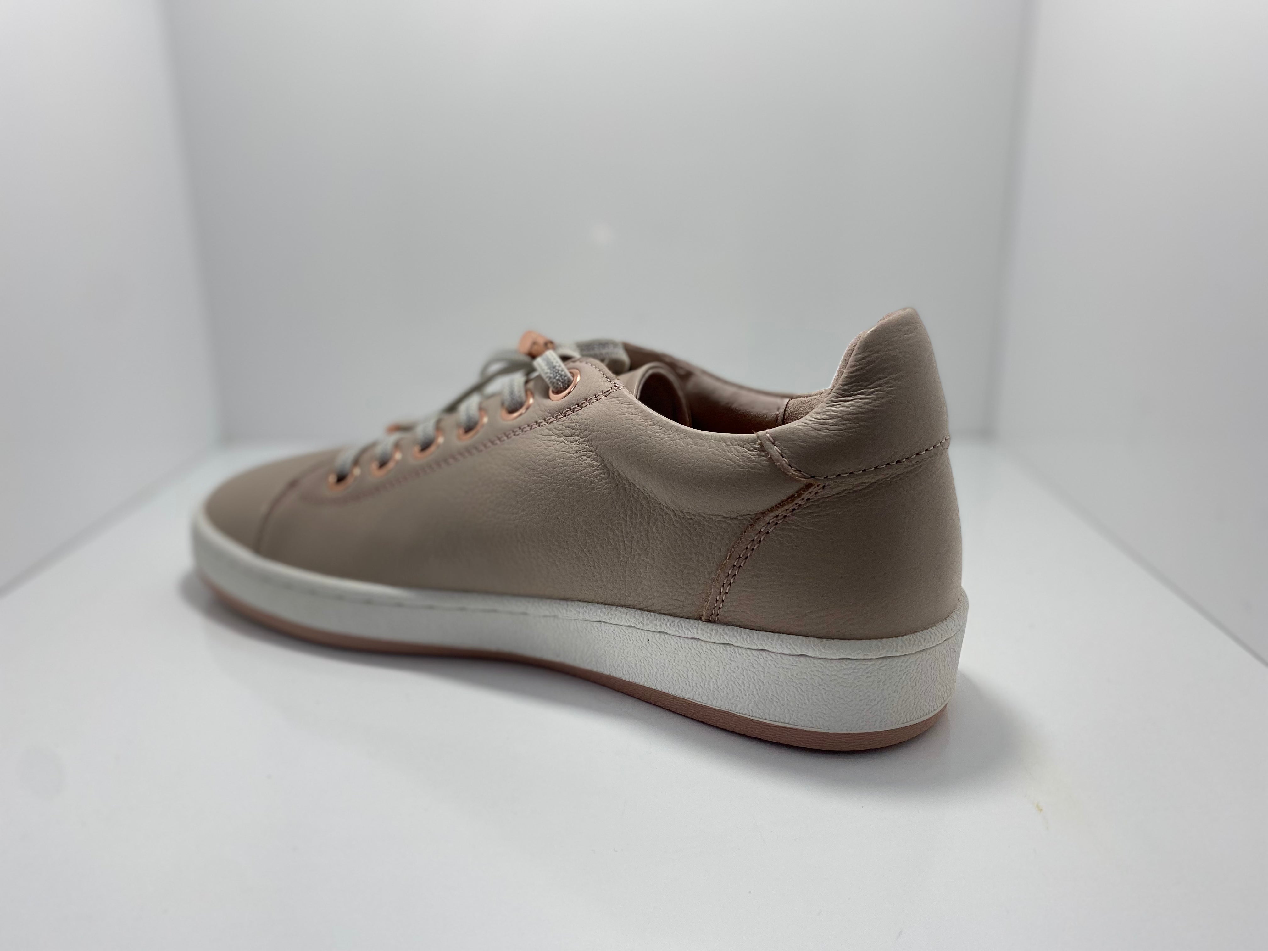 Aero Leather Sneaker