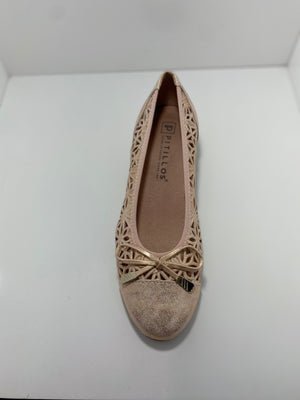 PItillos PI1401 Low Heel Court Shoe