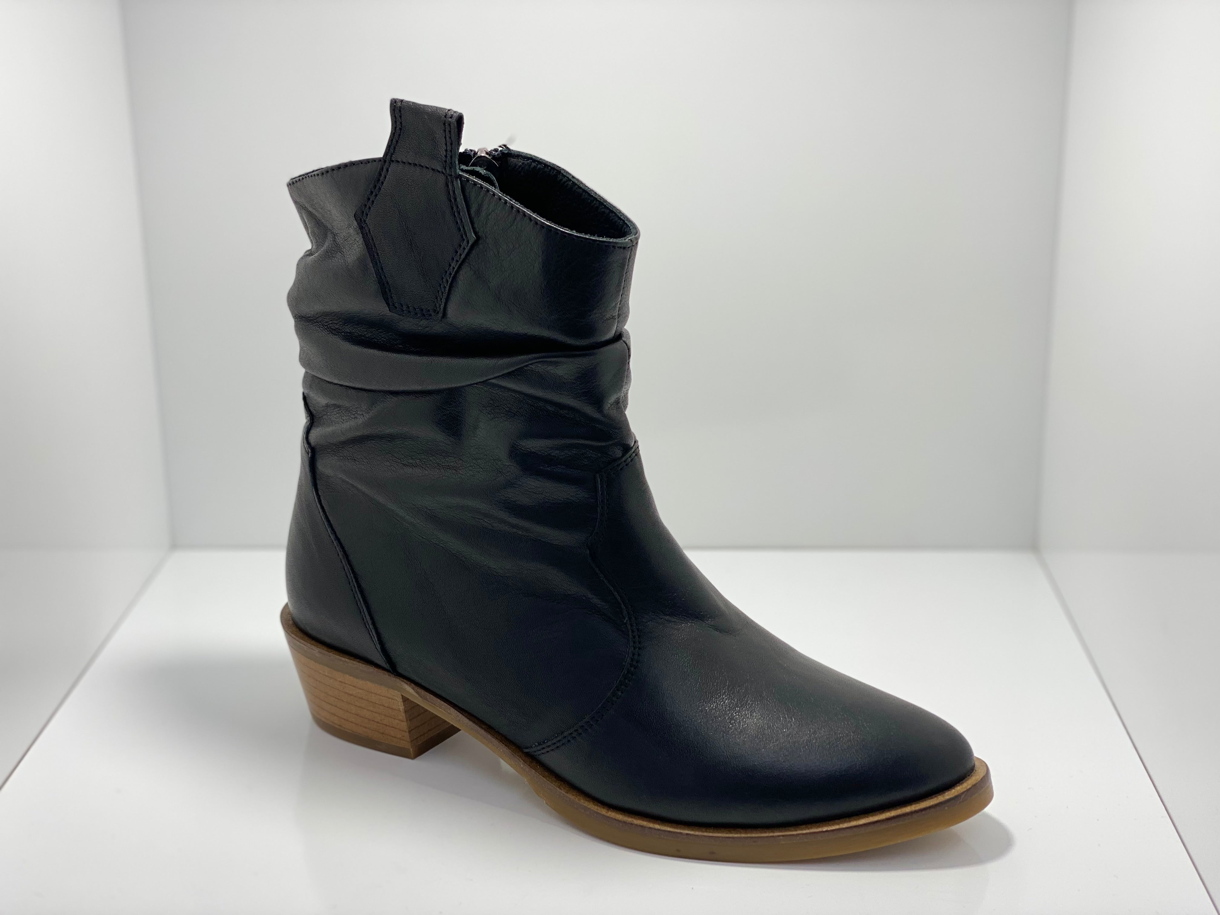 Hot Pulse HPW21-01 Ankle Boot