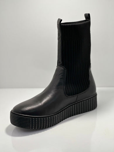 Dine Pull on Gusset Boot A & E