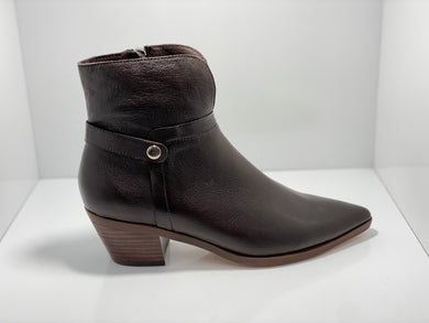 Turtle Boot with Black Heel