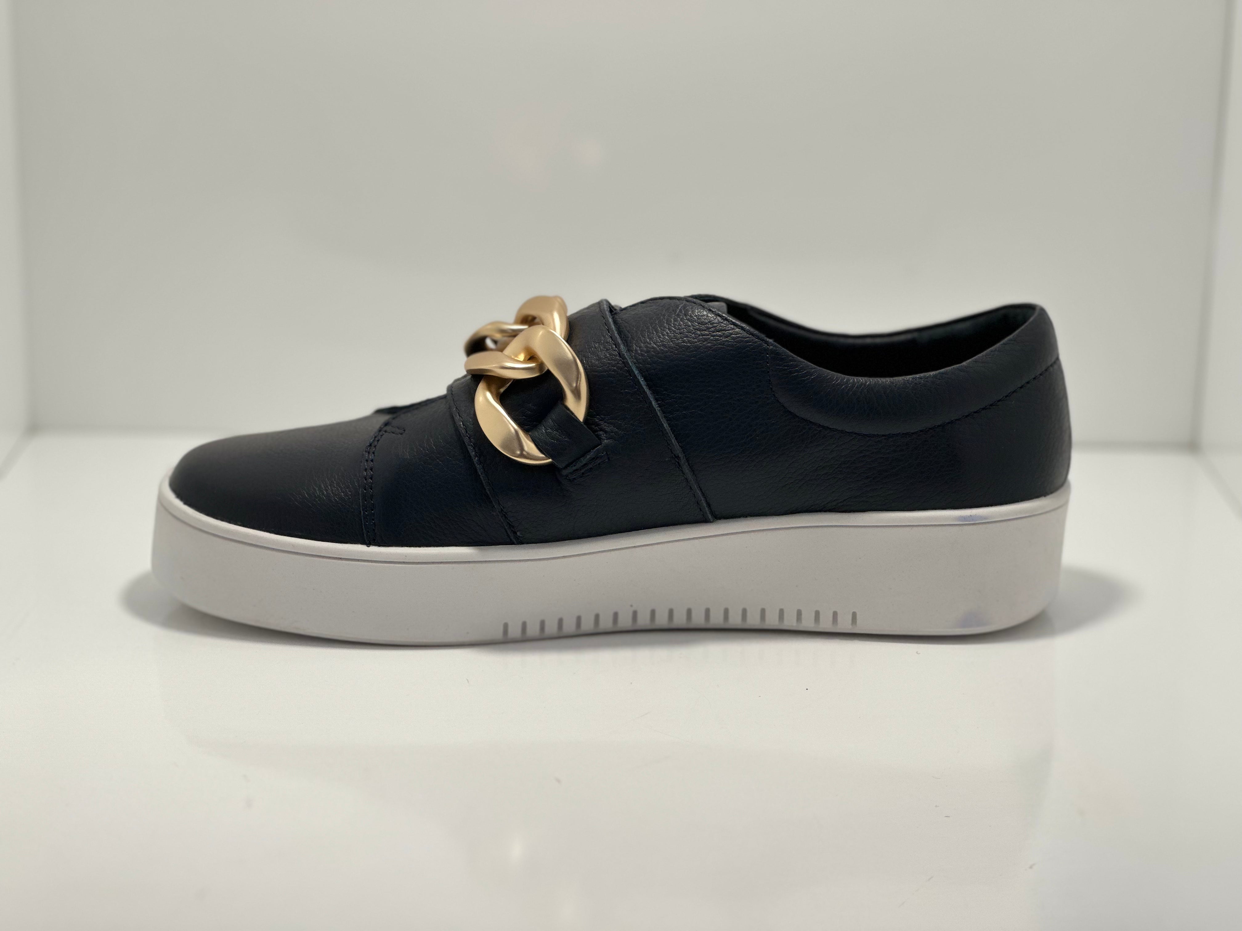 Layant Leather Sneaker D & J