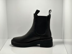 Carson Leather Pull on Boot A & E