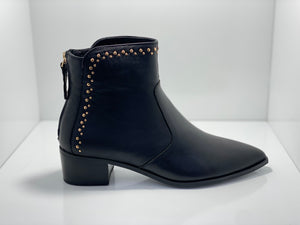 Jones Leather Pointed Toe with Pin Stud detail A & E