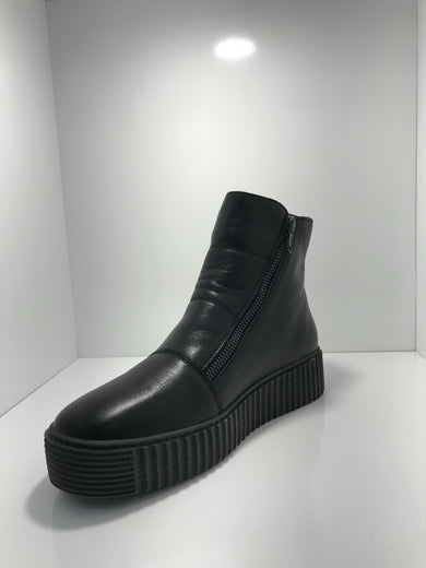 Delicious Leather Twin Zip Boot