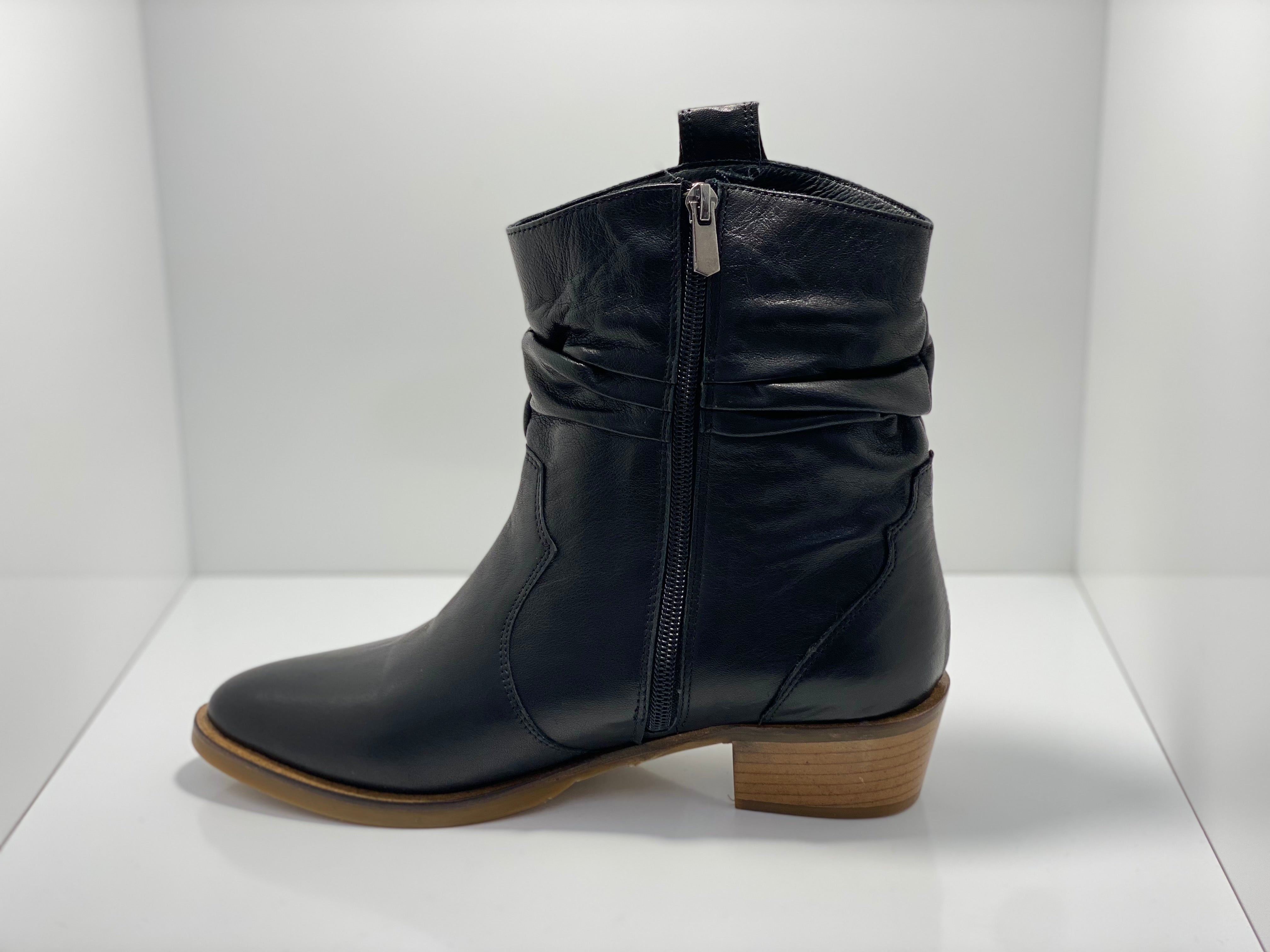 Hot Pulse HPW21-01 Ankle Boot