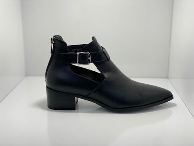 Justine Leather Pointed boot with Back Zip & Buckle A & E